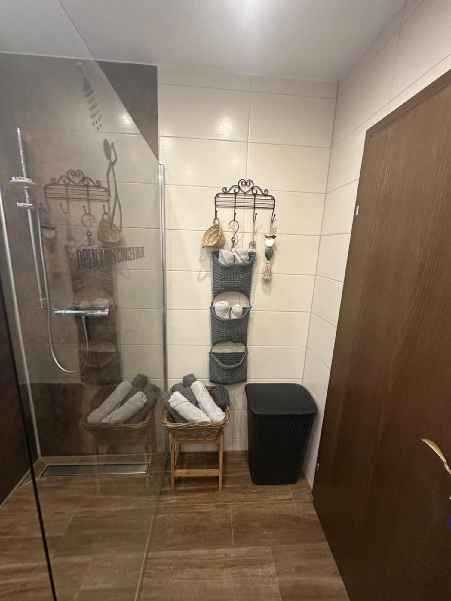 Poelstaler Berghuette Homestay *